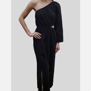 Bobi Off-Shoulder Maxi Dress